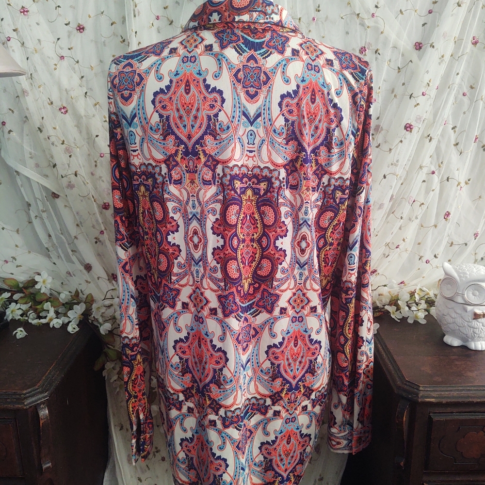 BCBG MaxAzria Paisley Top - Picture 10 of 13